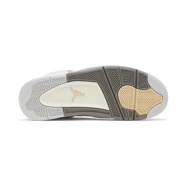 Air Jordan 4 Retro SE Craft Photon Dust