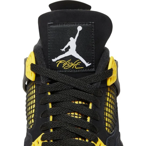 Air Jordan 4 Retro 'Thunder' 2023