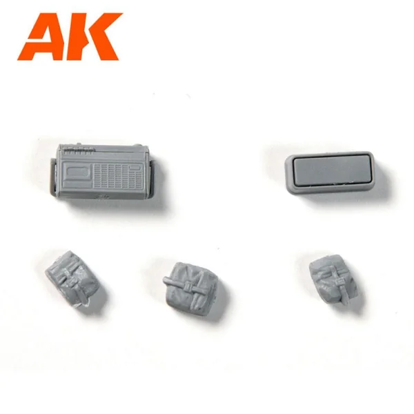 AK INTERACTIVE: 1/35; Technical Riders