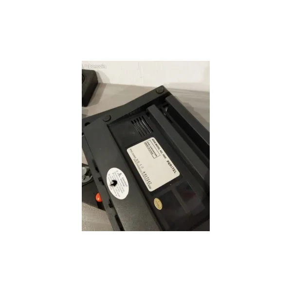 Atari 7800 – Très bon état – Avec manettes et joysticks