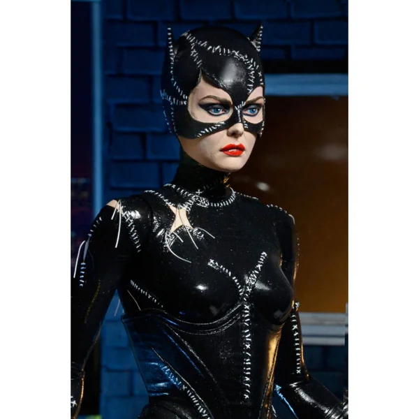 BATMAN Figurine Catwoman Batman Le Défi Neca