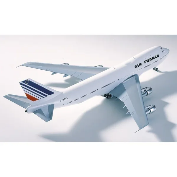 Boeing 747 1/125
