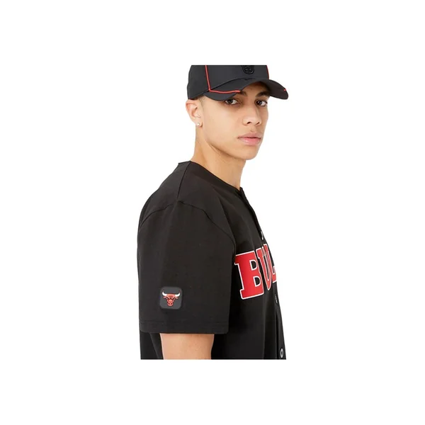 Chemise de baseball New Era noir des Chicago Bulls
