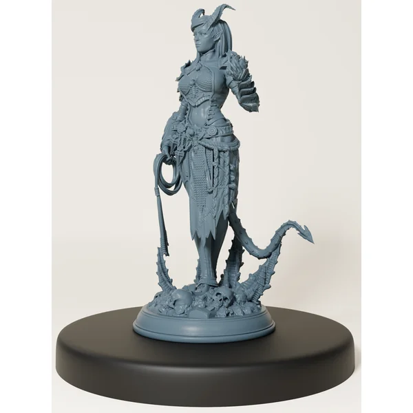 Femme draconique