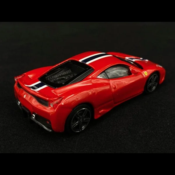 Ferrari 458 Speciale 2013 Rouge 1/43 Bburago 18-36100
