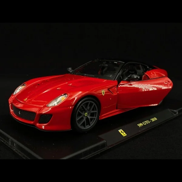 Ferrari 599 GTO 2010 Rouge 1/24 Bburago