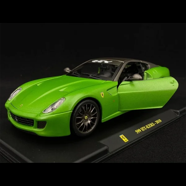 Ferrari 599 Hy-Kers 2010 Vert 1/24 Bburago