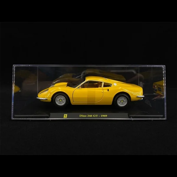 Ferrari Dino 246 GT 1969 Jaune 1/24 Bburago