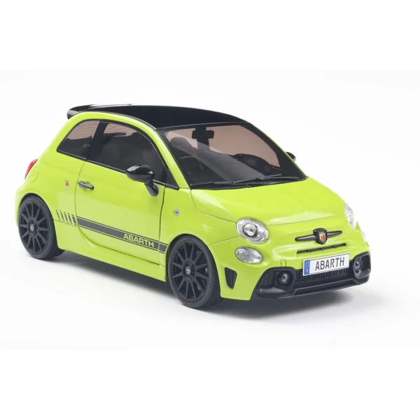 FIAT F595 ABARTH VERDE ADRENALINA 2023 1/18