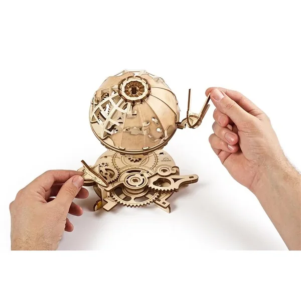Globe