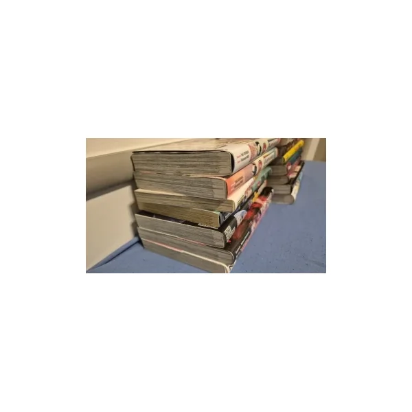 Lot de 18 mangas shonen