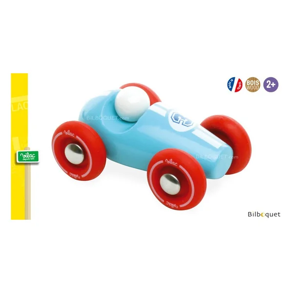 Mini voiture de course en bois