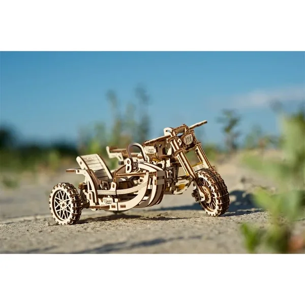 Moteur scrambler UGR-10