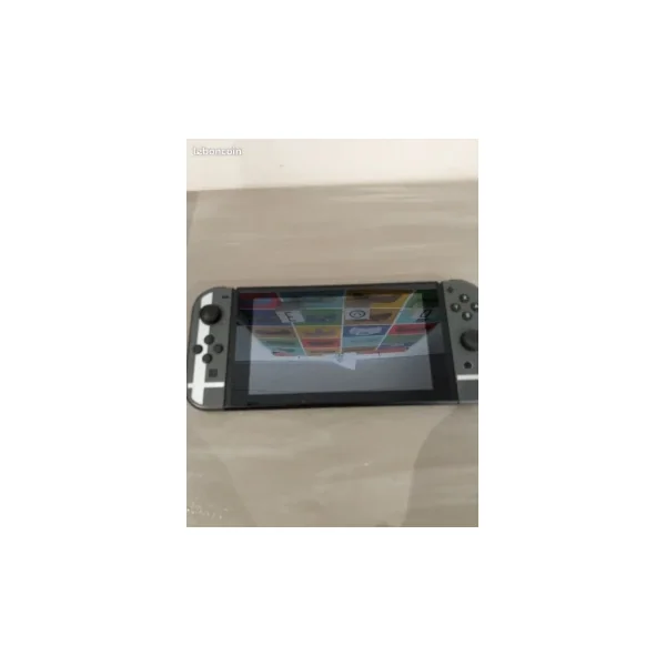 Nintendo Switch V1 – Édition Super Smash Bros Ultimate – Comme neuve