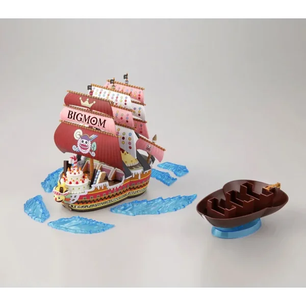 One Piece Maquette Grand Ship Collection Queen Mama Chanter 15cm