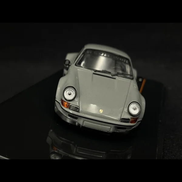 Porsche 911 Type 964 RBW "Rauh-Welt" Backdate Gris 1/43 Ixo Models MOC308