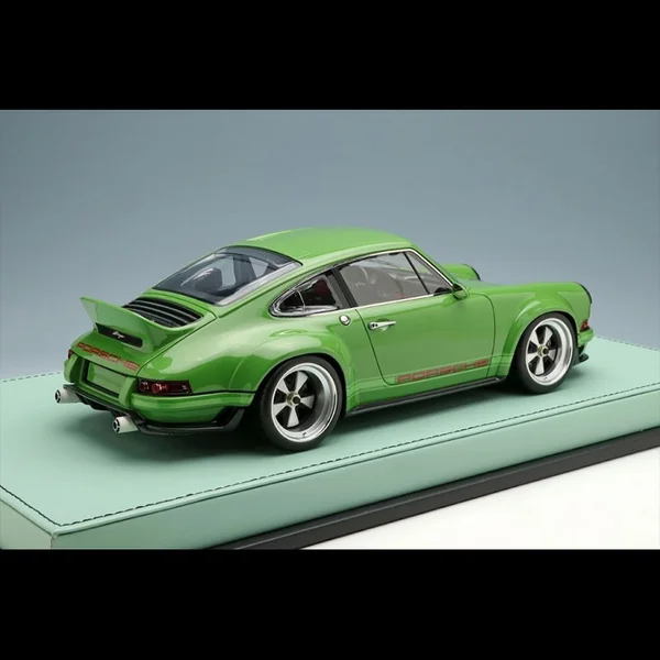 Porsche Singer DLS 2018 Vert 1/18 Make Up Models EML018B