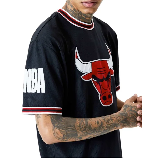 T-shirt New era Oversize Chicago Bulls Applique Noir