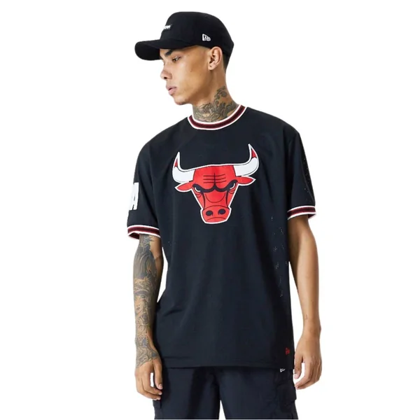 T-shirt New era Oversize Chicago Bulls Applique Noir