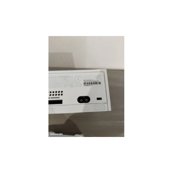 Xbox Series S 512 Go – Excellent état – Avec manette